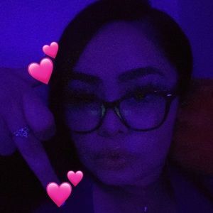 Meet your Posher, Elyse